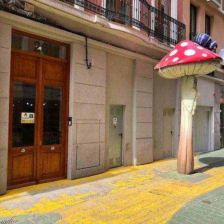 Encantador Piso Nuevo En El Centro De Alicante Luaran gambar